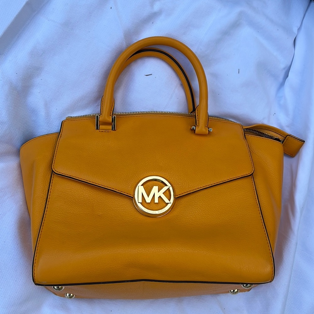 Michael Kors Bag - Gold